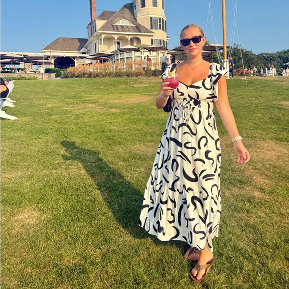 Meet your Posher, Alyson - Picture 1 of 1